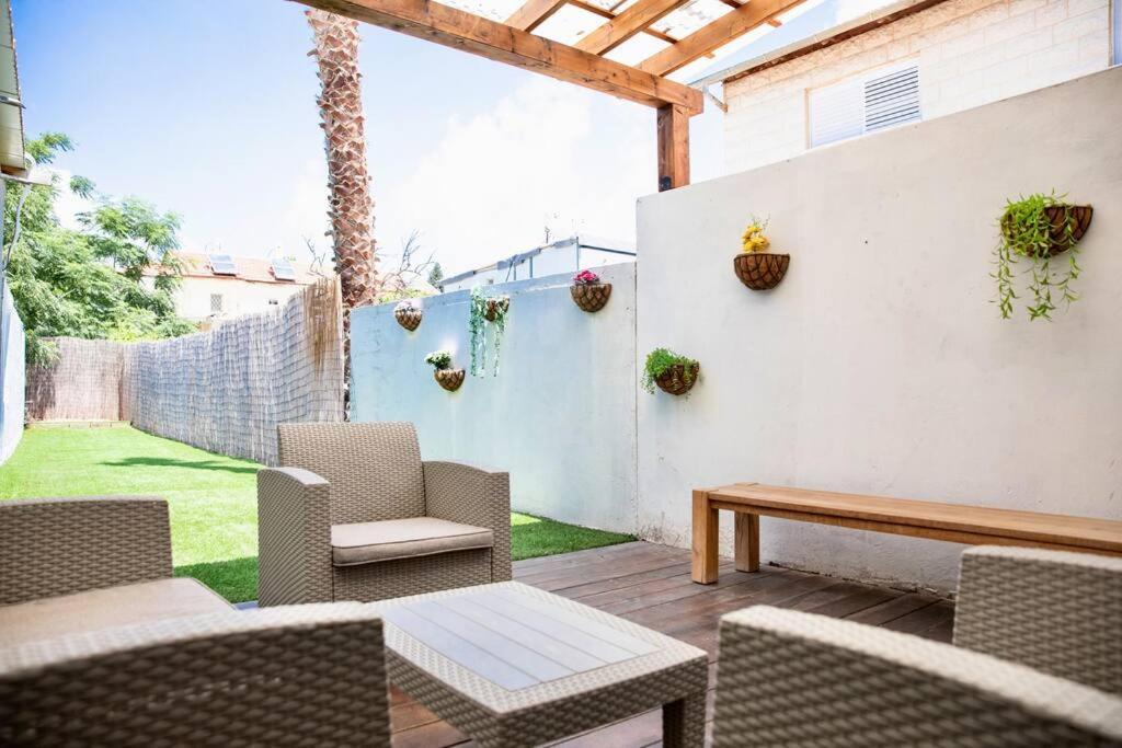 Homey Apartment Near The Beach Hadera Zewnętrze zdjęcie