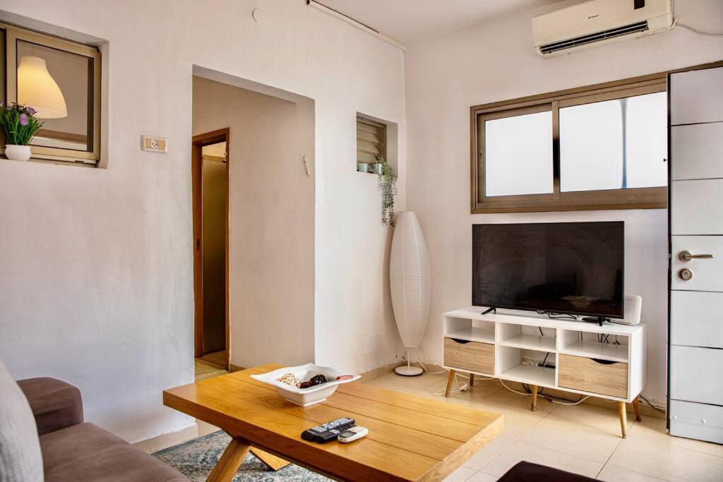 Homey Apartment Near The Beach Hadera Zewnętrze zdjęcie